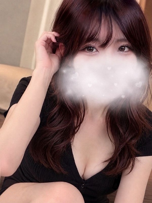 水野えりな